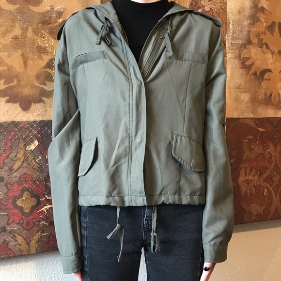 NWOT Forever 21 olive jacket - Picture 2 of 6